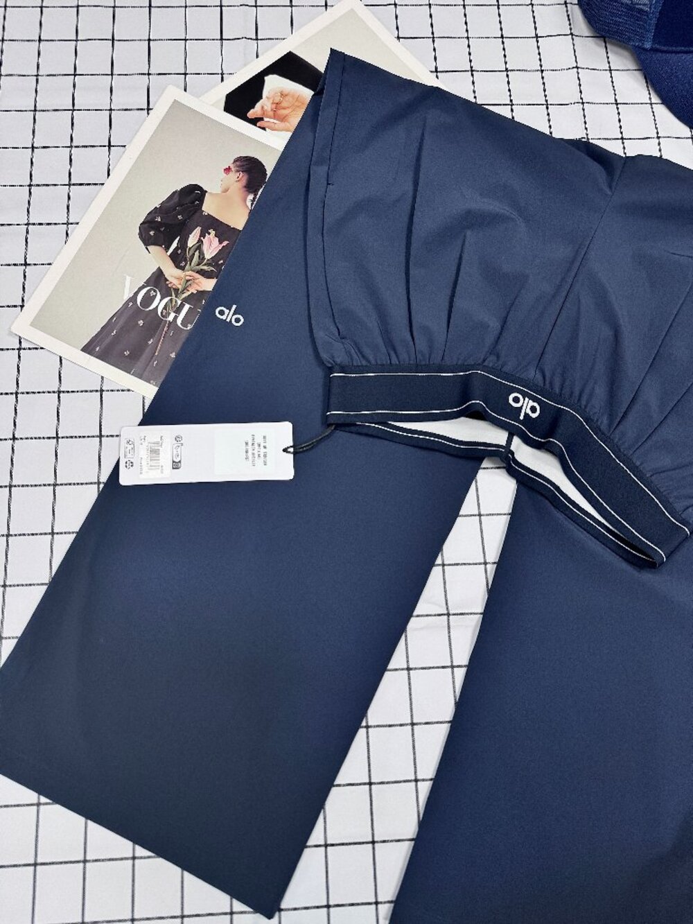 ALO Yoga Navy Blue Pants 😎 Suit Up Trouser, High Rise 30" Inseam Straight Leg - Picture 3 of 8